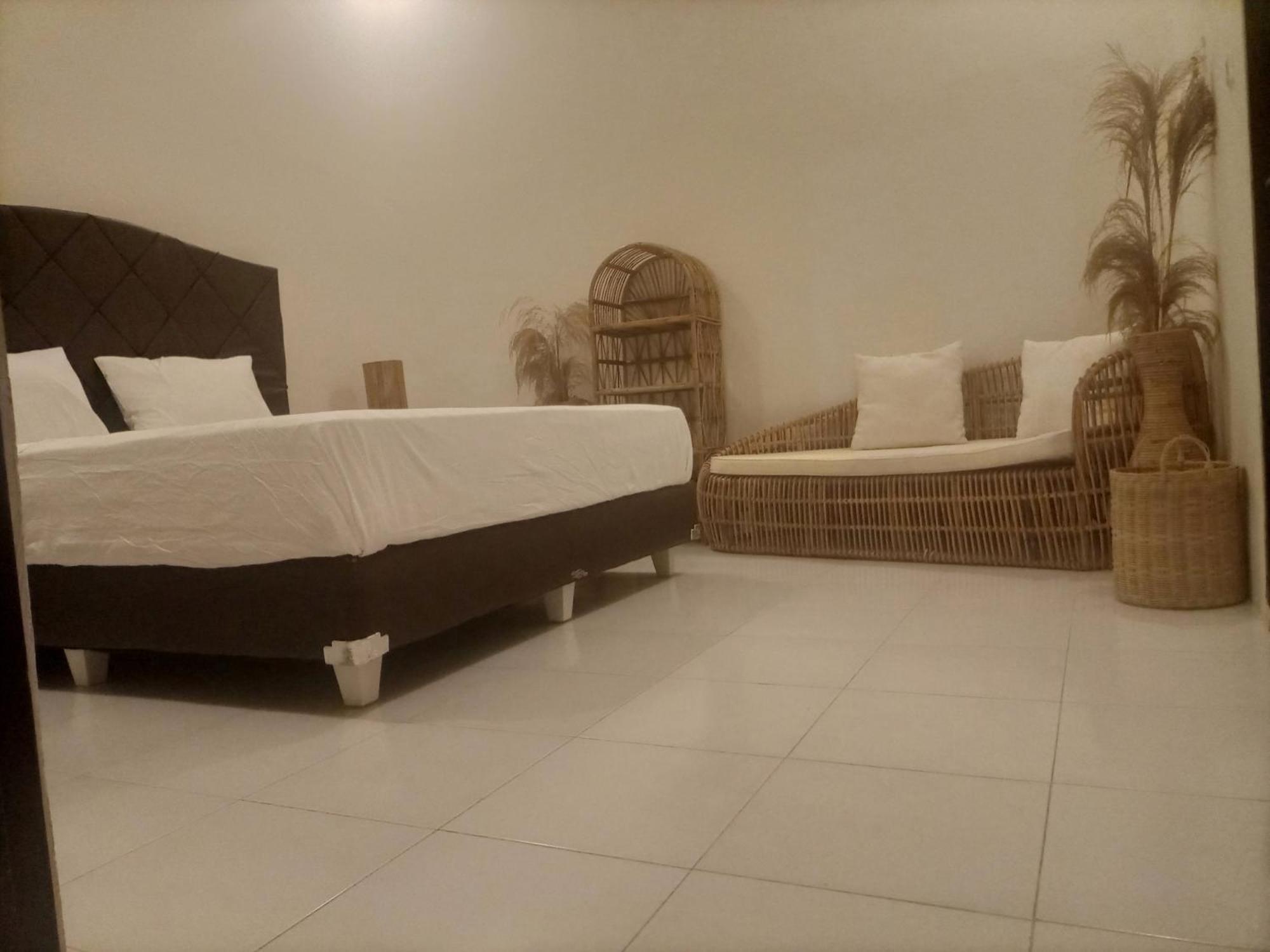 Efrata Villa Гили Еър Екстериор снимка